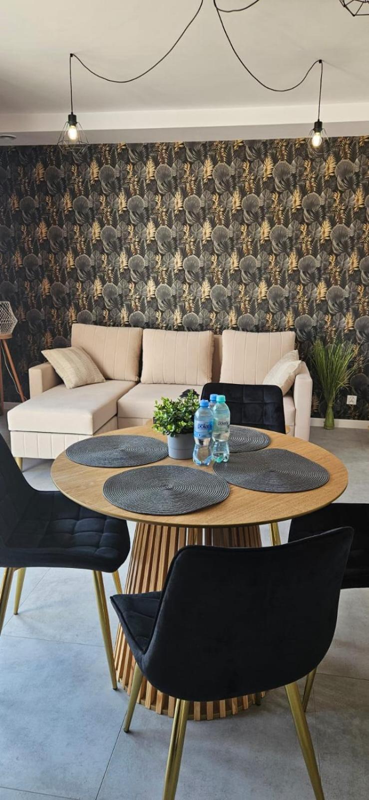 Mikołajki Zlote Sady Apartamenty Na Mazurach Z Widokiem Na Jezioro מראה חיצוני תמונה