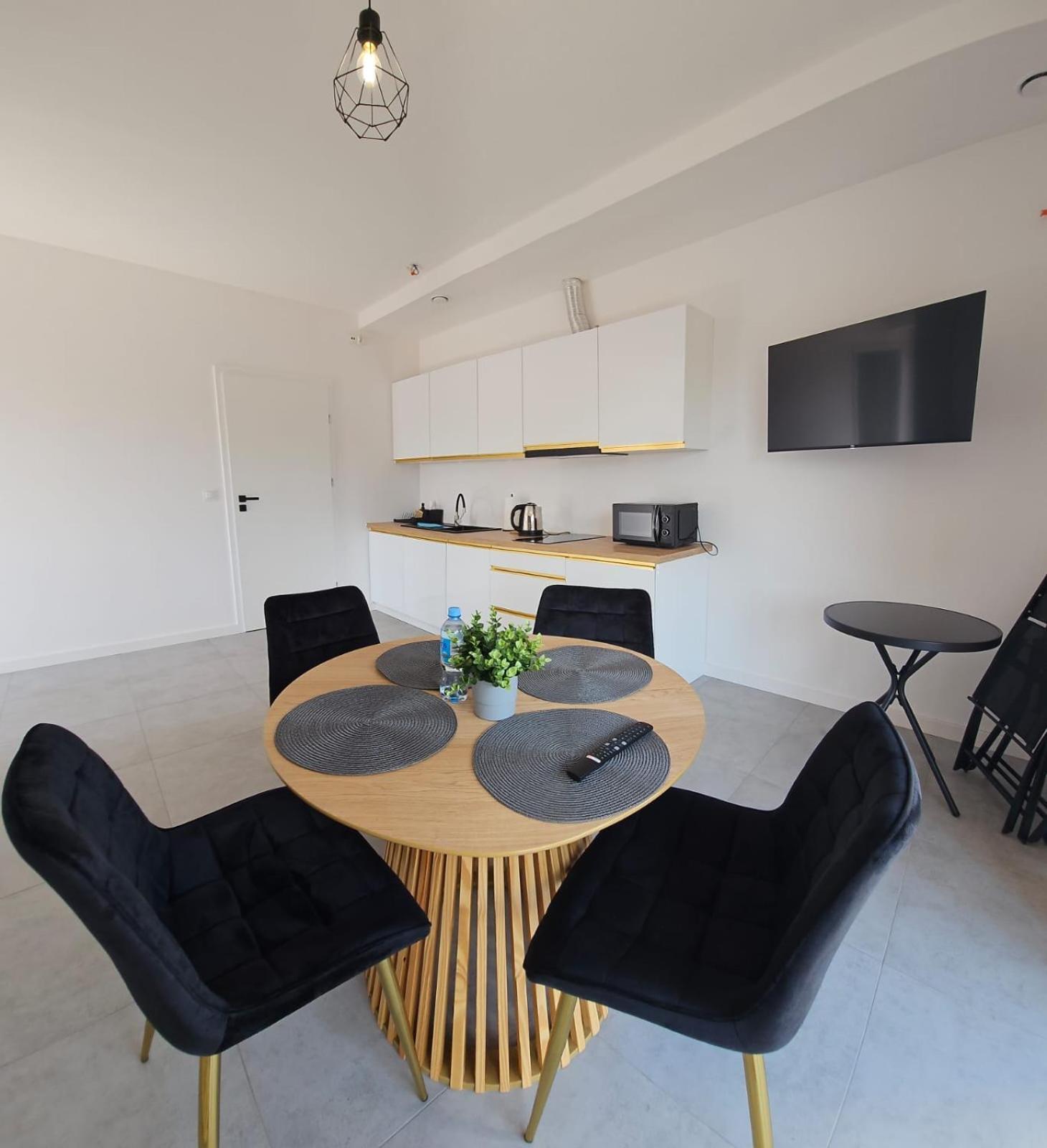 Mikołajki Zlote Sady Apartamenty Na Mazurach Z Widokiem Na Jezioro מראה חיצוני תמונה